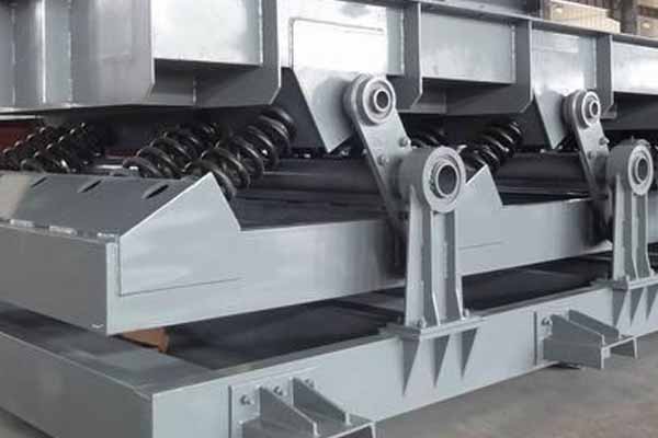 單質(zhì)體振動輸送機的結(jié)構(gòu)及原理，太實用了